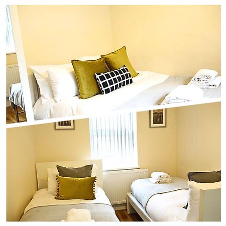 Heathrow Ensuite Rooms- Auto Check In 런던 외부 사진