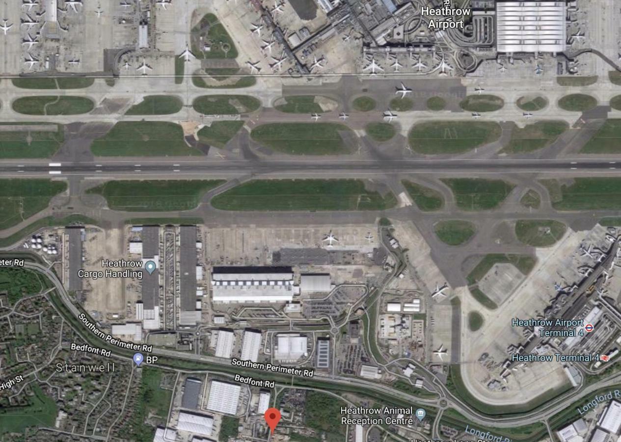 Heathrow Ensuite Rooms- Auto Check In 런던 외부 사진